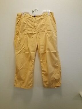J. Jill Yellow Cropped Cargo Pants